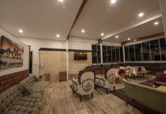 로비 4 Aladino Cave Suites