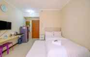 Kamar Tidur 3 Simply Look Studio Room At Maple Park Sunter Apartment