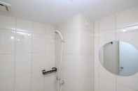 In-room Bathroom Fancy And Nice Studio Apartment At Springlake Summarecon Bekasi