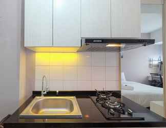 Bilik Tidur 2 Fancy And Nice Studio Apartment At Springlake Summarecon Bekasi