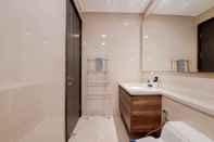 In-room Bathroom Minimalist 1Br With Study Room At Marigold Nava Park Apartment