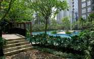 Swimming Pool 2 Comfort 1Br At The Mansion Kemayoran Apartment