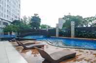 Kolam Renang Fancy And Nice Studio Apartment At Grand Sungkono Lagoon