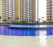 Swimming Pool 6 Fancy Studio At Springlake Summarecon Bekasi Apartment