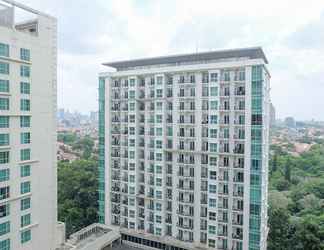 Bangunan 2 Comfort And Elegant 2Br At Woodland Park Residence Apartment