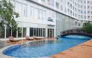 Swimming Pool 4 3Br Luxurious And Elegant Apartment At Grand Sungkono Lagoon