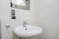 In-room Bathroom Well Appointed 1Br At The Wave Kuningan Apartment