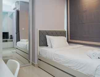 ห้องนอน 2 Fancy And Comfy Studio At B Residence Apartment