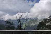 Nearby View and Attractions Goroomgo Aurora Rainbow Gangtok