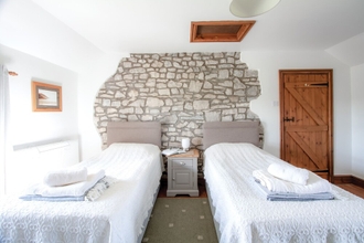 Bedroom 4 Rose Cottage - Great Lunnon Farm