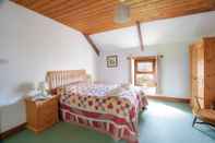 Bedroom Rose Cottage - Great Lunnon Farm