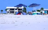 Điểm tham quan lân cận 4 Anna Maria Island Beach Sands