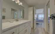 Toilet Kamar 6 Anna Maria Island Beach Palms 2B