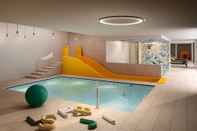 Swimming Pool Movi Family Apart-Hotel
