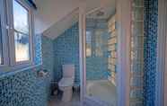 Phòng tắm bên trong 7 Grove Hill Cottage