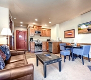 Common Space 4 K B M Resorts: Cbi-101, Near Slopes, Fireplace, Private Deck!