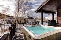 Entertainment Facility K B M Resorts: Plo-6590 Private Home, Panoramic Views, Hot Tub, Foosball Game!