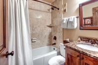 In-room Bathroom K B M Resorts: Cbi-207, On City Shuttle, Private Washer/dryer, Wifi!