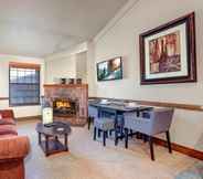 Ruang untuk Umum 3 K B M Resorts: Cbi-307, Walk to Park City Slopes, Wood Fireplace, W/d!