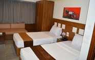 Kamar Tidur 2 Royal Inn Residence