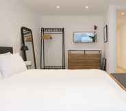 Phòng ngủ 2 Stunning Newly Refurbished 2BD Shoreditch Flat
