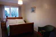 ห้องนอน Inviting 3-bed Cottage Close to Pwllheli