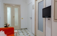 Lainnya 7 Kamchu Apartments Double Room Piazza Bologna