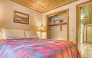 Kamar Tidur 2 Cedarwood Lodge