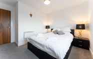 Bedroom 4 Beautiful Apartment Worcester - Amazing Location Parking