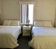 Bedroom 5 Edgewater Motel & Campground