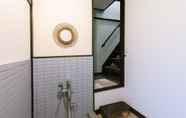 Toilet Kamar 7 Jade