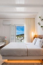 Bilik Tidur 4 Elements SIFNOS Boutique