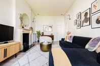 Ruang Umum The Sussex Garden Retreat - Elegant 2bdr Flat