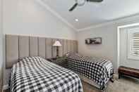 Bedroom 029 - Lakefront Luxury