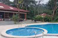 Kolam Renang Magnolia Estates & Resort