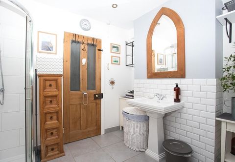 기타 NEW Restful and Cosy 4BD Home Minutes From Beach