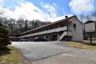 Exterior PLYMOUTH MOTOR LODGE