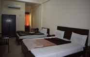 Kamar Tidur 7 Hotel Travel Inn