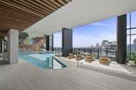 Swimming Pool Broadbeach Casino Private Apartment GCLR