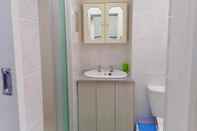 Toilet Kamar Claridges 104