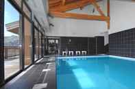 Swimming Pool Dormio Resort Les Portes du Grand Massif