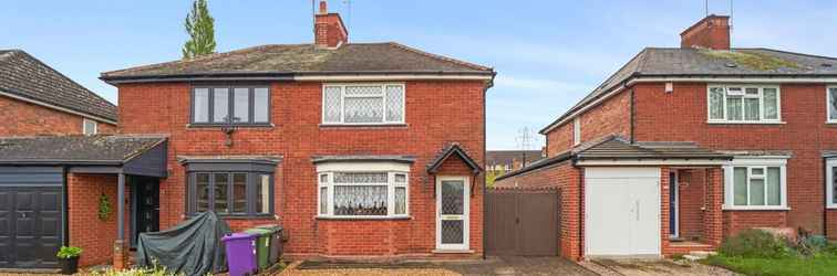 Luar Bangunan Beautiful 4 Bed House - Great Central Location - Wolverhampton