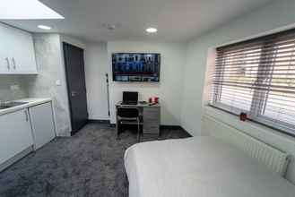 Bedroom 4 Stunning 1-bed Studio in Birmingham