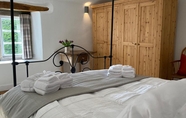 Bedroom 3 Beautiful Peak District Cottage With Hot Tub