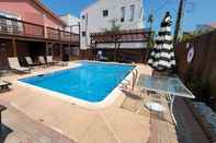 Swimming Pool Campeche Triplex Unit A