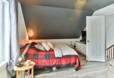 Others 7 Stunning 2-bed House in Gatineau