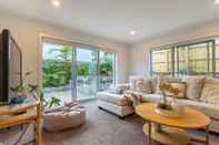 Common Space Manly Bay Wonderful 3BR New Home - Fibre