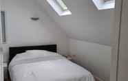 Bedroom 5 Beautiful 2-bed Unique Loft Apartment in Beckenham