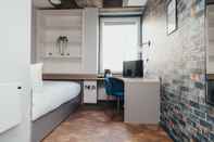 Bedroom Quarter by Warren Collection