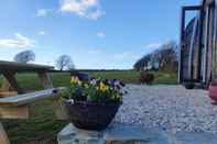 Common Space Rowan - Luxury Glamping Pod, Laneast, Cornwall